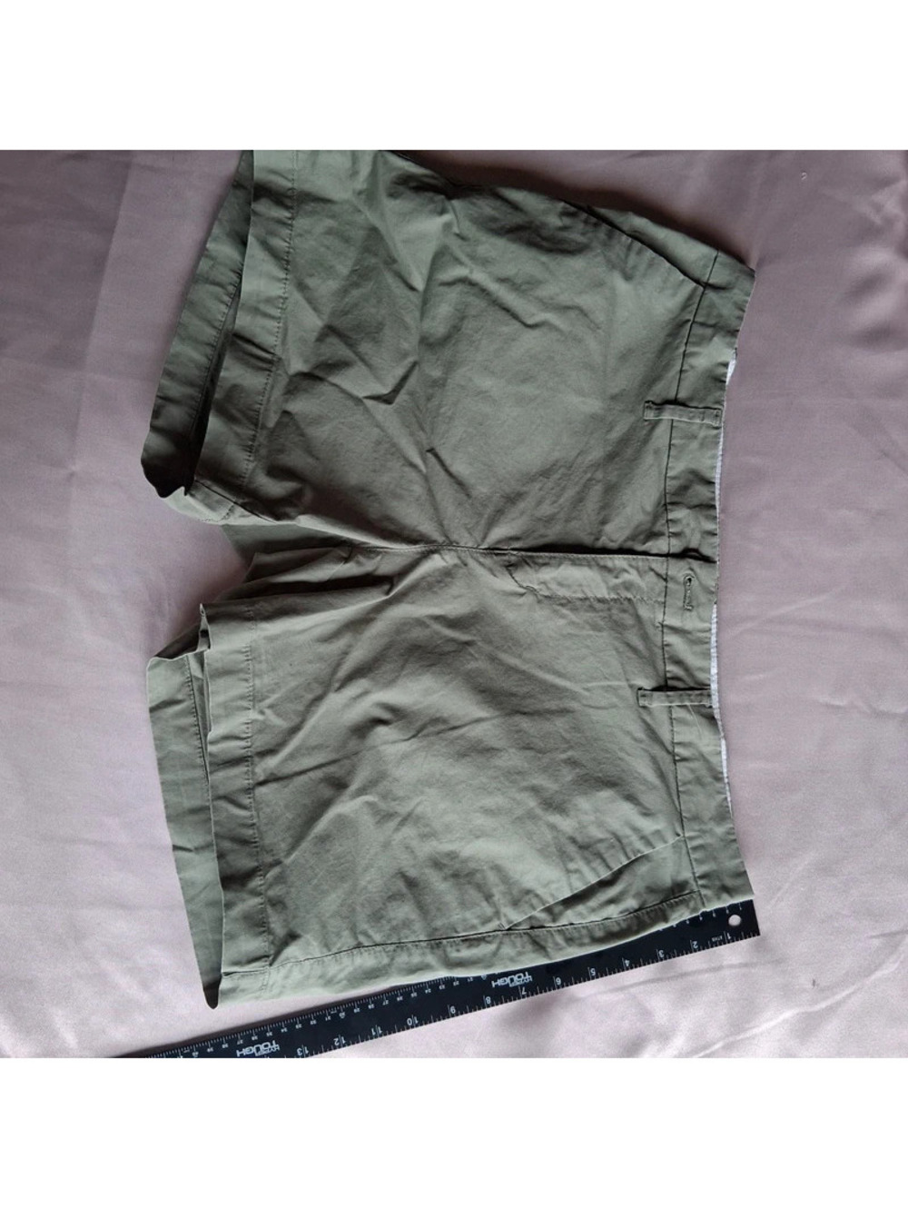 Size 12 old navy shorts